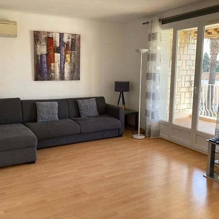 Les Palmiers Apartment Saint-Cyr-sur-Mer Luaran gambar